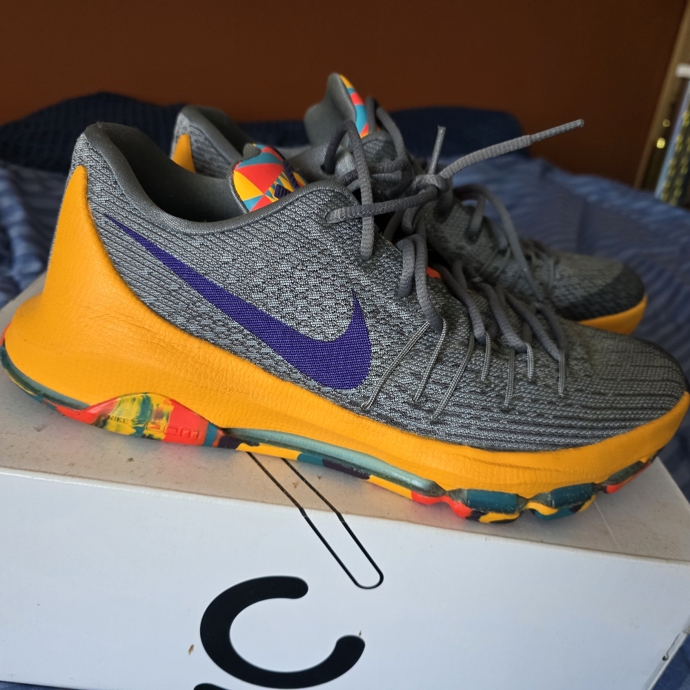 Kevin Durant Nike Basketball Sneakers, Worn Once,Make A Reasonable Offer
